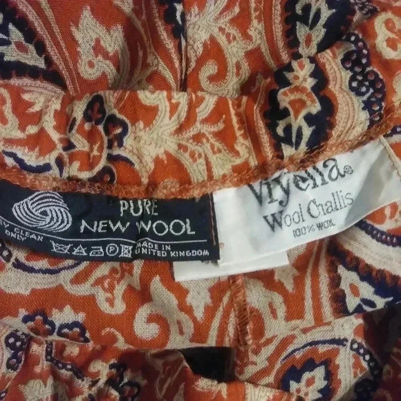 Viyella Wool Challis 100% Wool Print Skirt - Picture 3 of 4